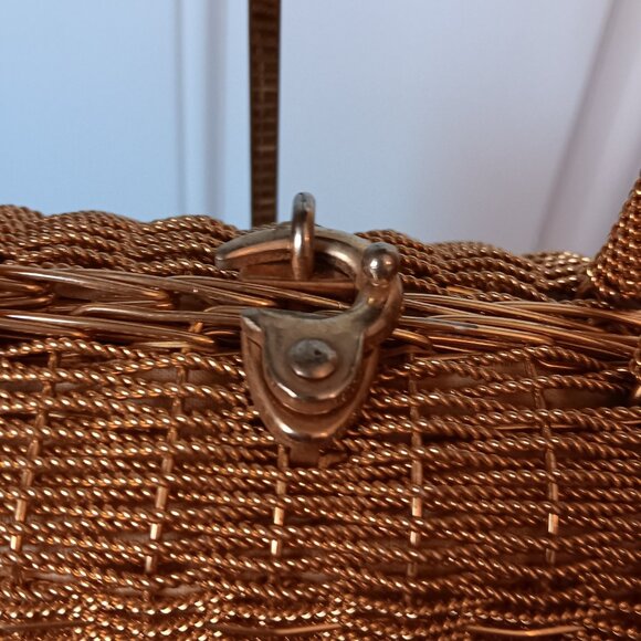 VINTAGE WOMEN'S SKALNY GOLD TONE METAL BASKET WEAVE HANDBAG - Picture 4 of 9